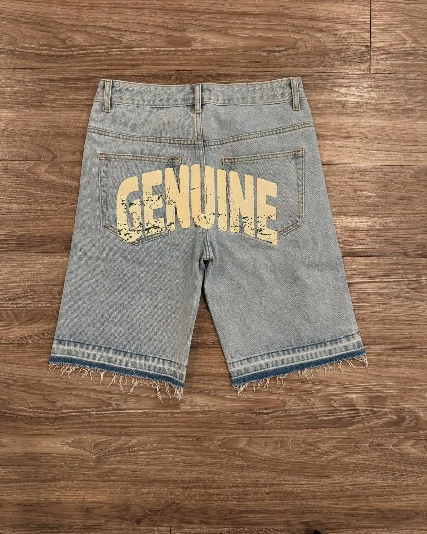 Y2K baggy jorts