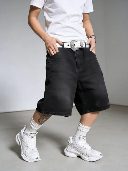loose baggy jorts